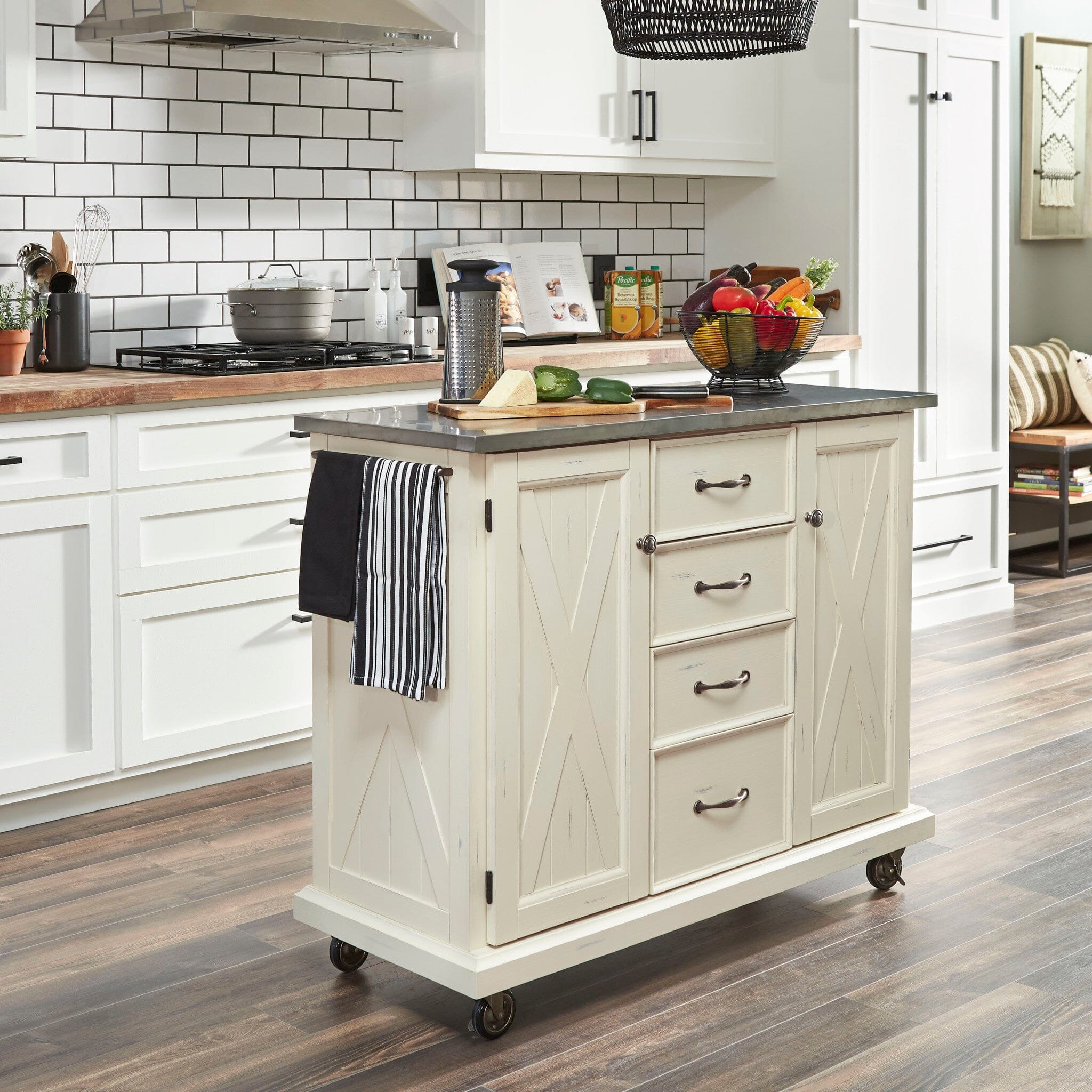 Traditional Kitchen Cart By Seaside Lodge Kitchen Cart Seaside Lodge