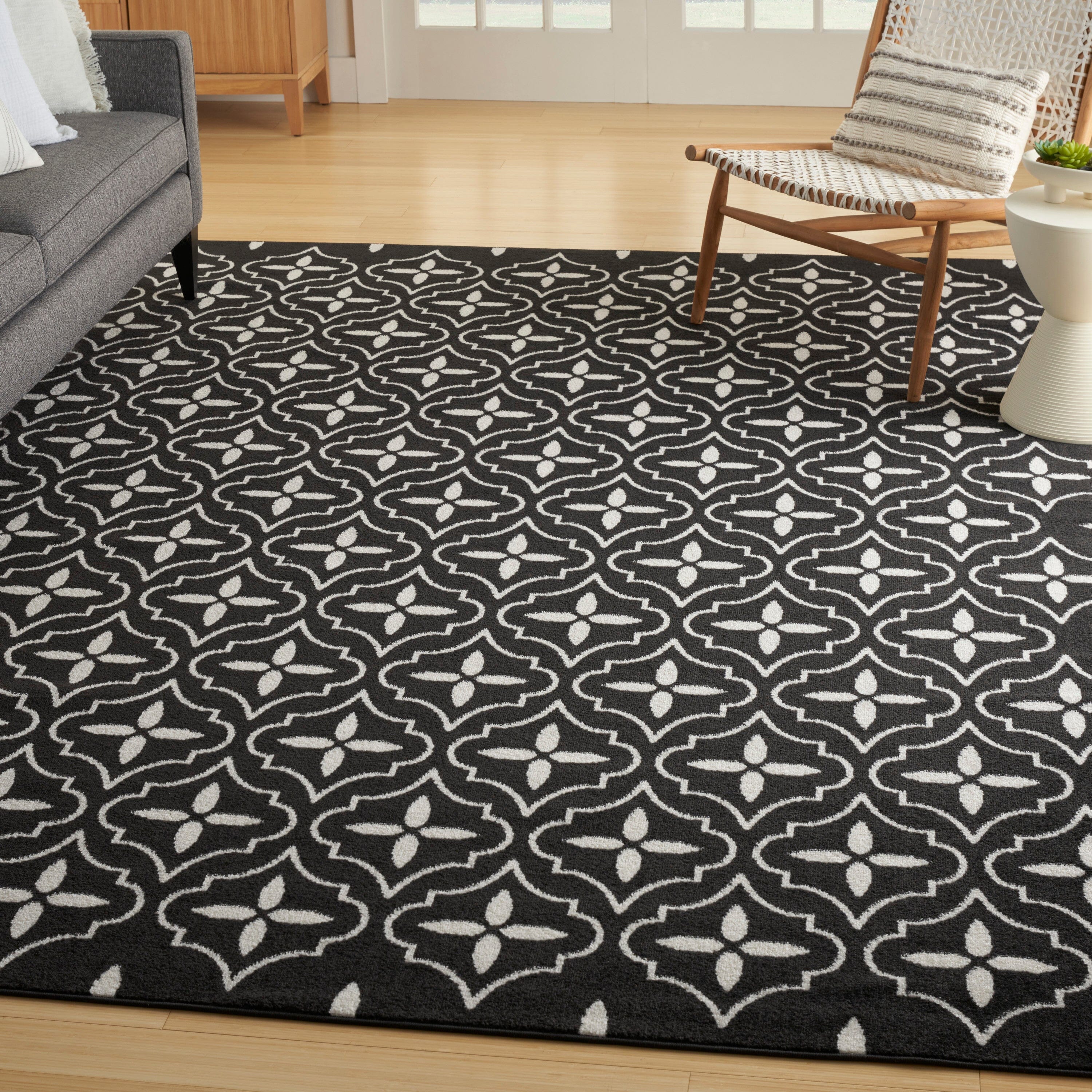 Nourison Essentials Black Ivory Modern Rug RUG Nourison