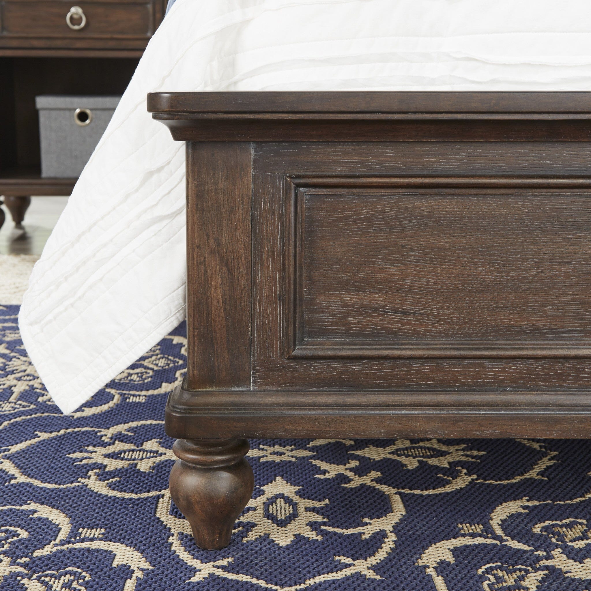 Coastal Queen Bed, Nightstand and Chest By Southport Queen Bedroom Set Southport
