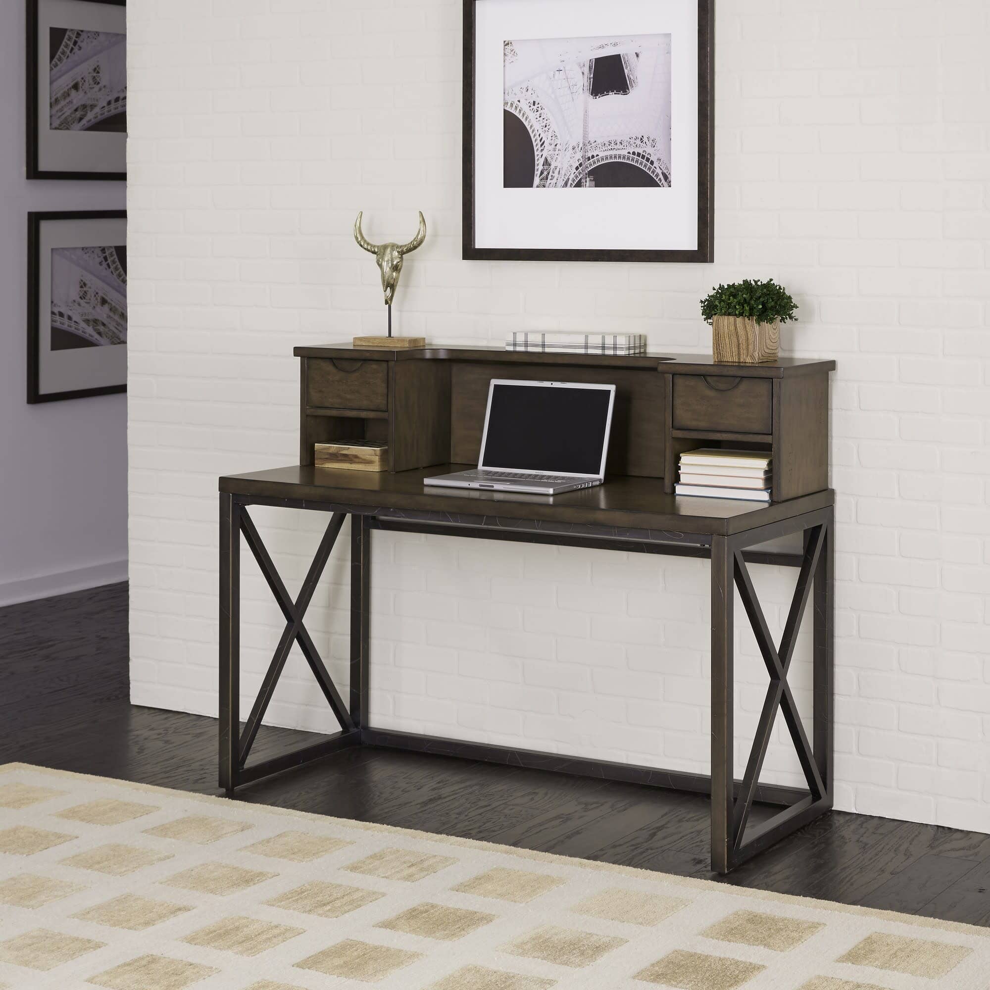 Contemporary writing online desk