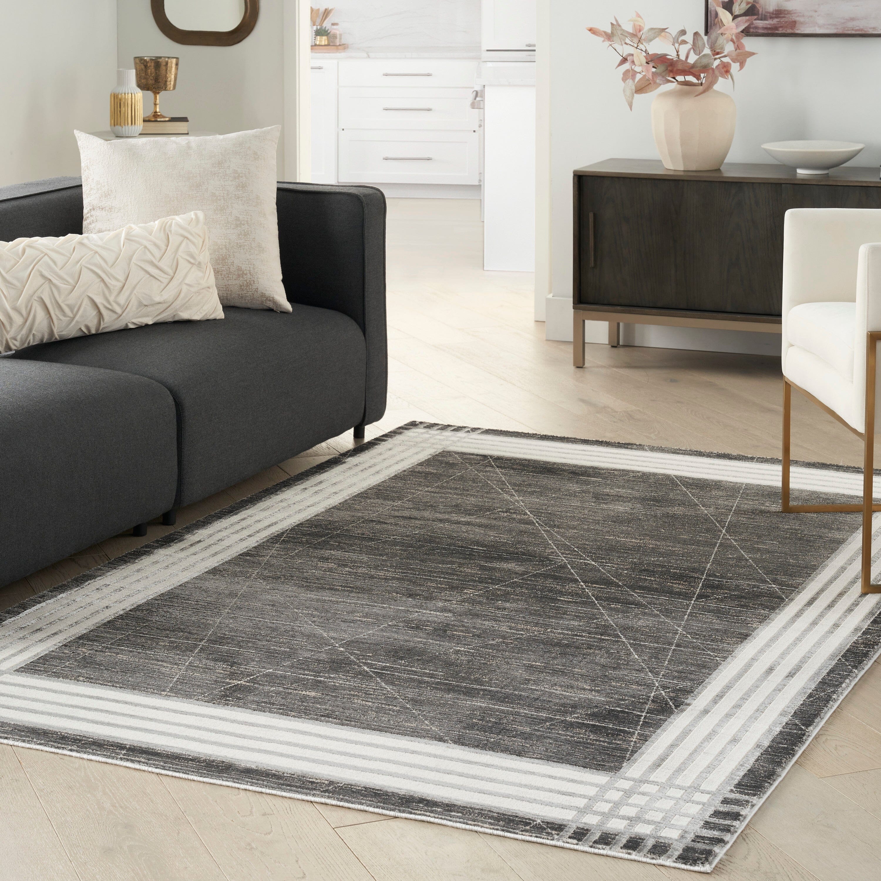 Nourison Desire 3'11" x 5'11" Charcoal/Silver Modern Indoor Rug Rug Nourison