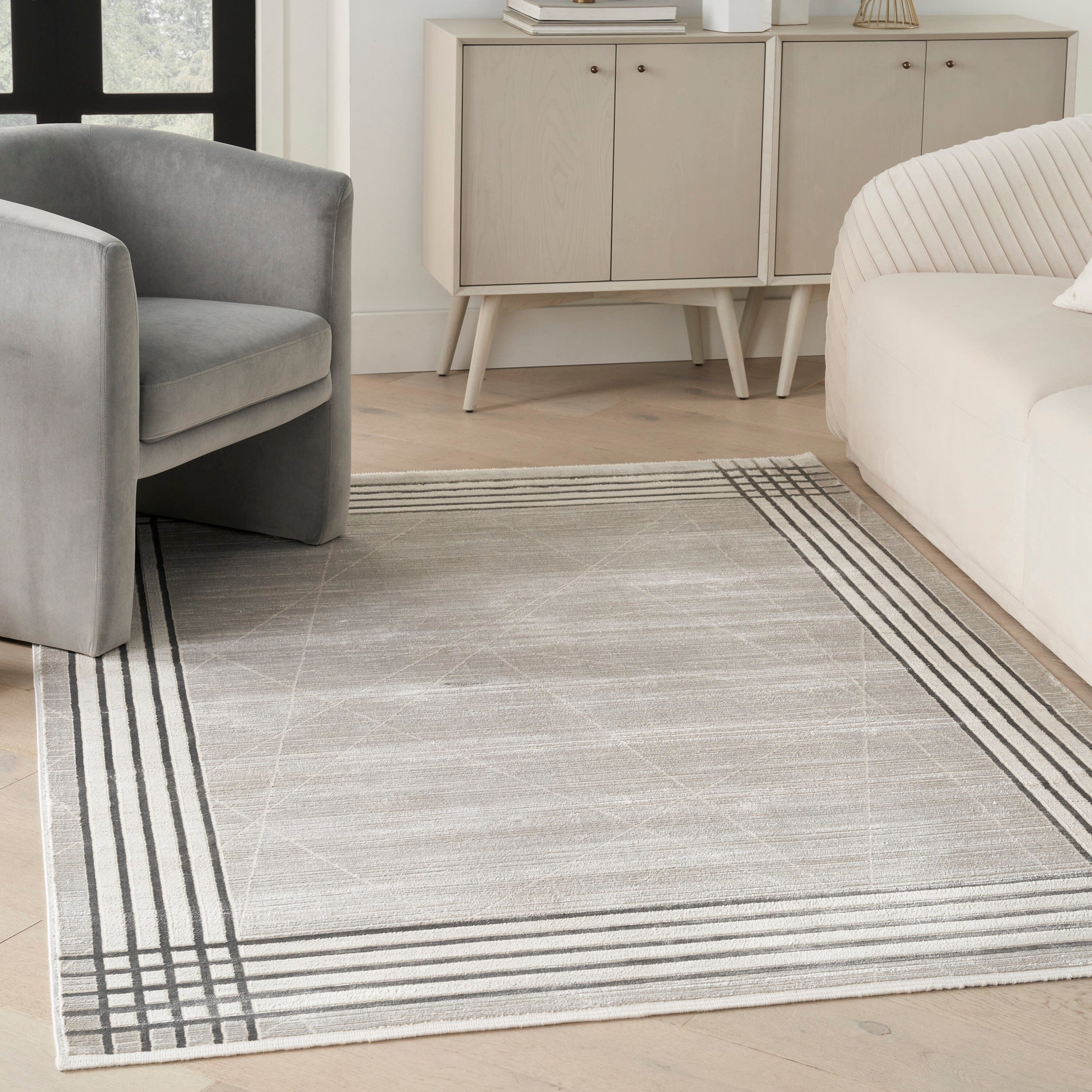 Nourison Desire 3'11" x 5'11" Grey Silver Modern Indoor Rug Rug Nourison