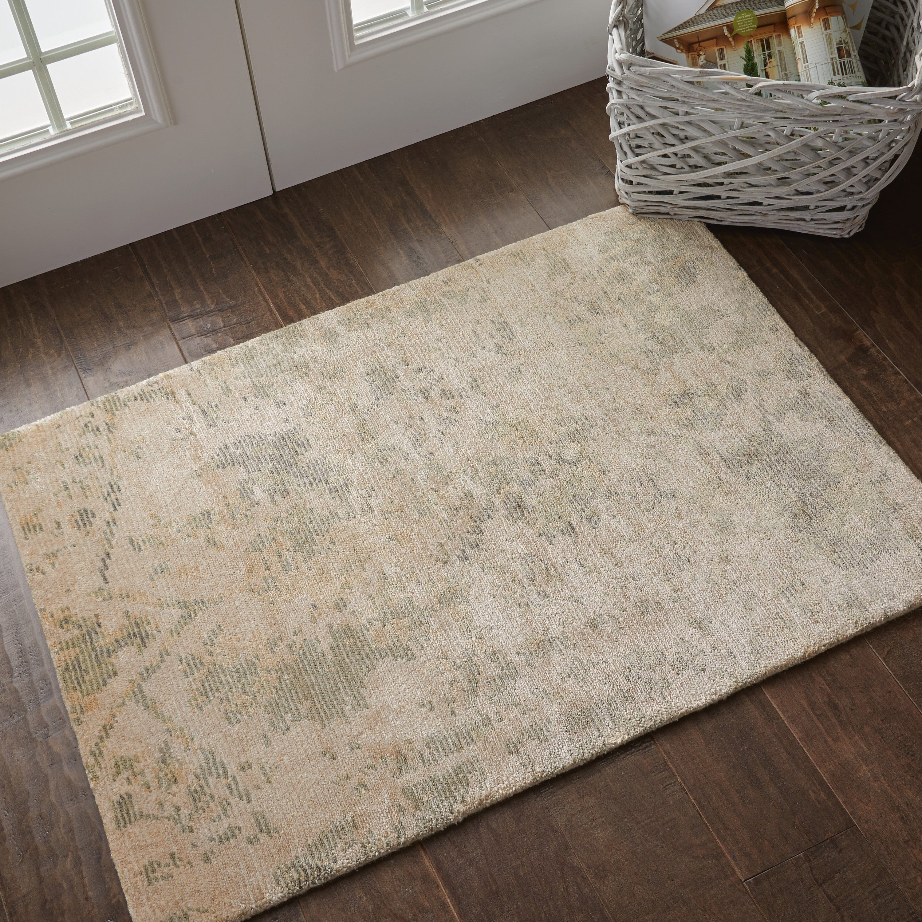 Nourison Lucent 2' x 3' Pearl Vintage Indoor Rug Rug Nourison