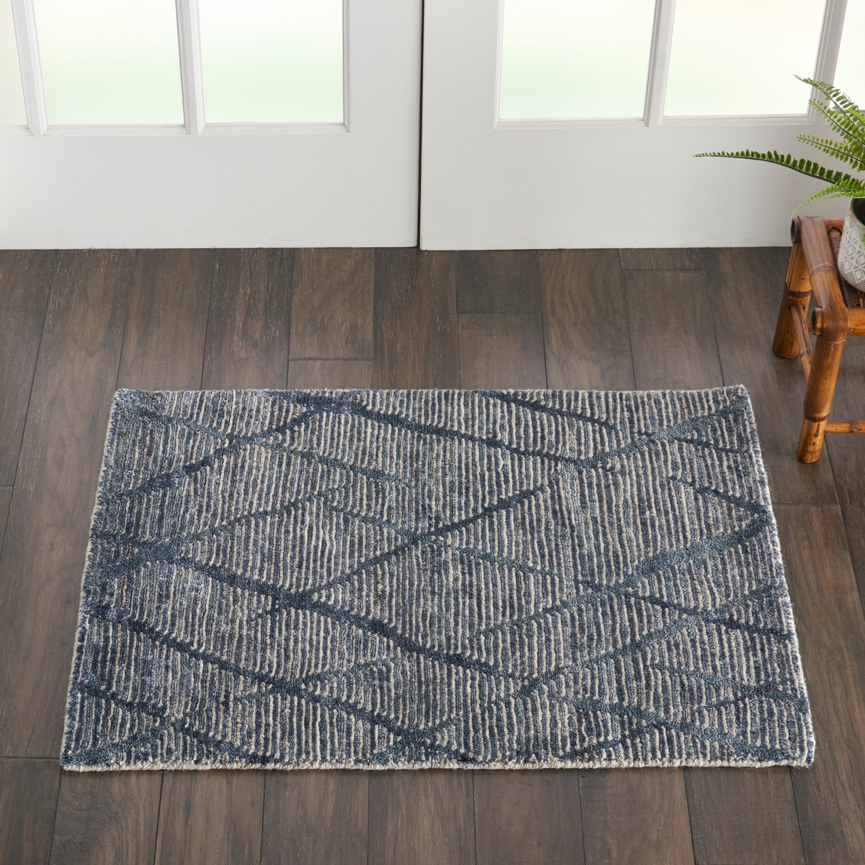 Nourison Ocean 2' x 3' Indigo Modern Indoor Rug Rug Nourison