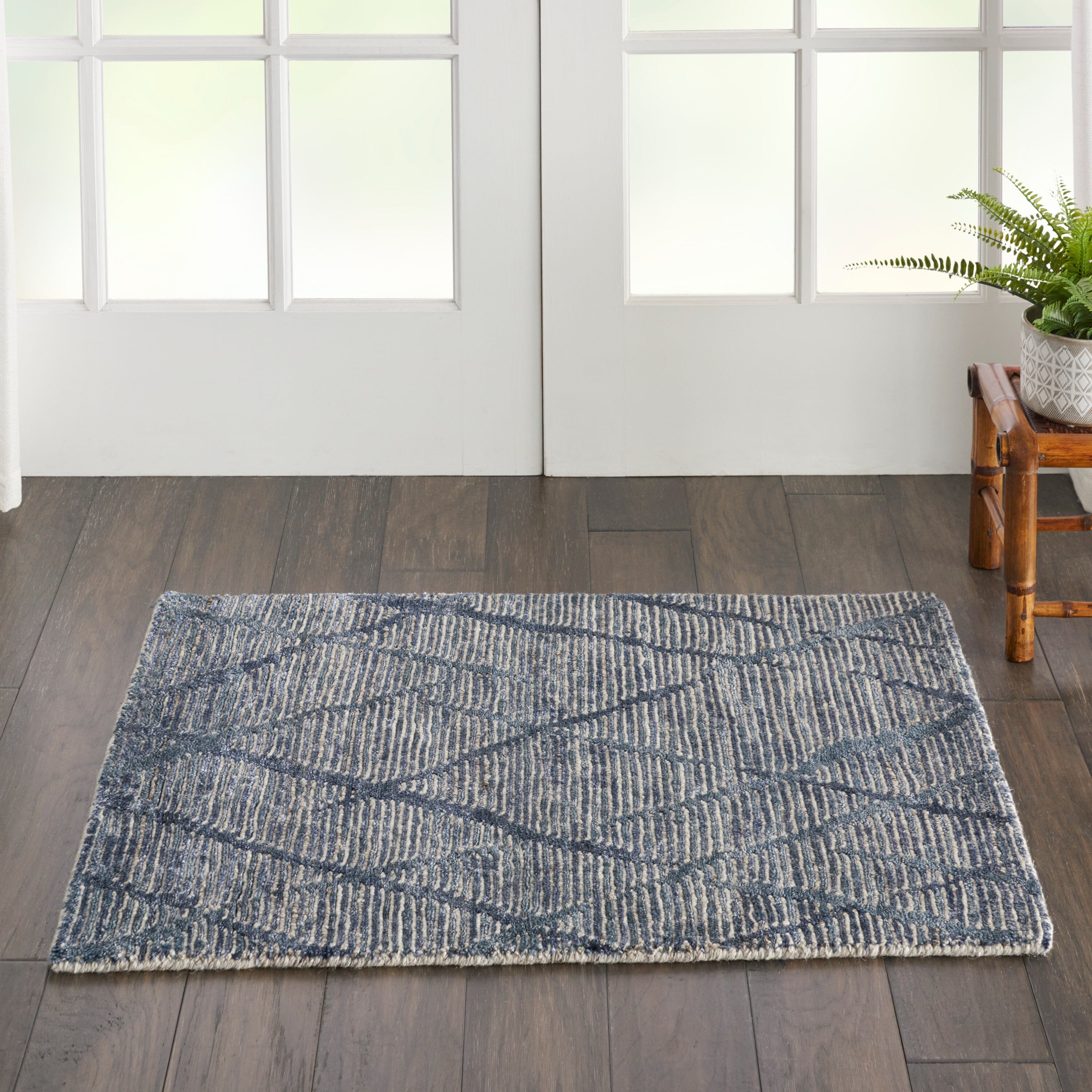 Nourison Ocean 2' x 3' Indigo Modern Indoor Rug Rug Nourison